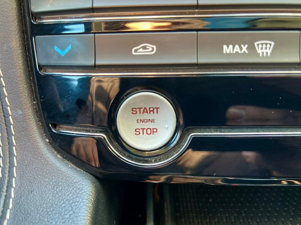 Used 2017 Jaguar F-PACE S image 23