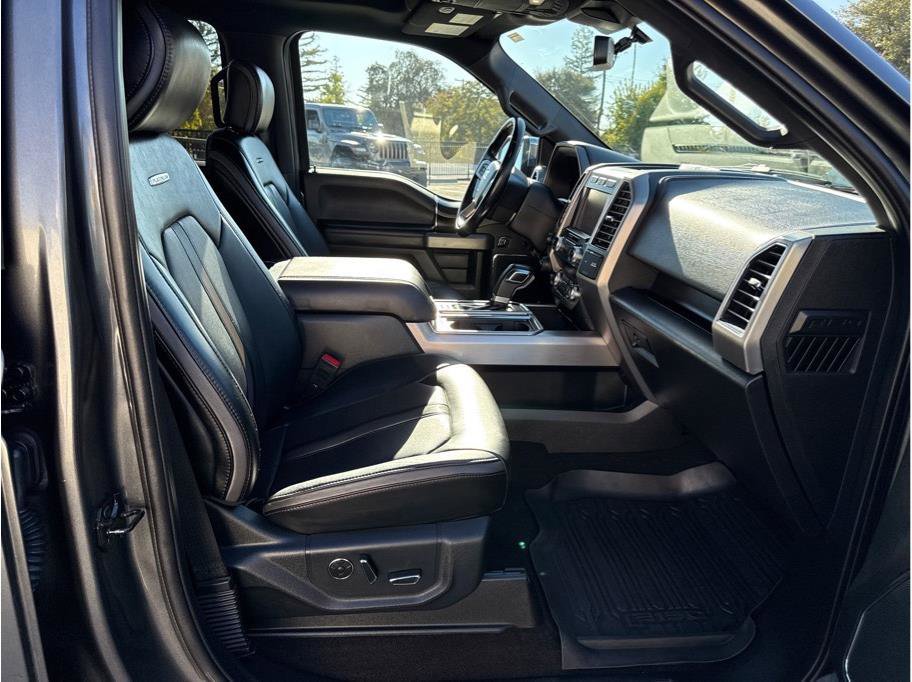 Used 2019 Ford F150 Platinum w/ Equipment Group 701A Luxury image 28