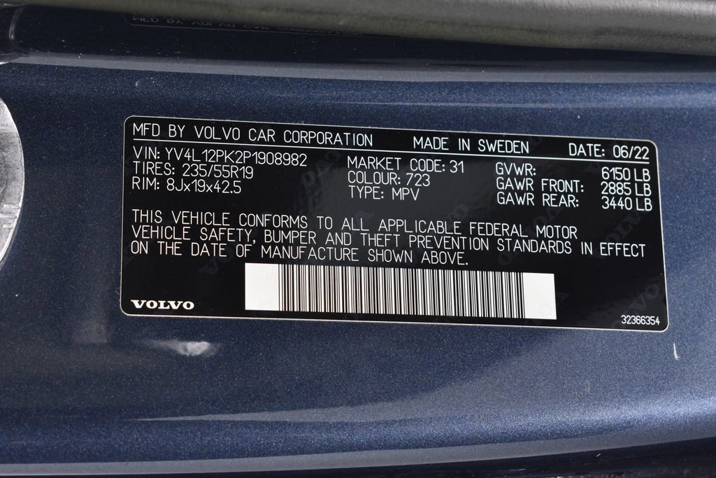 Used 2023 Volvo XC90 B5 Core image 40