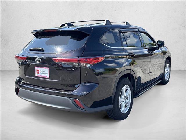 Certified 2021 Toyota Highlander L FWD image 5
