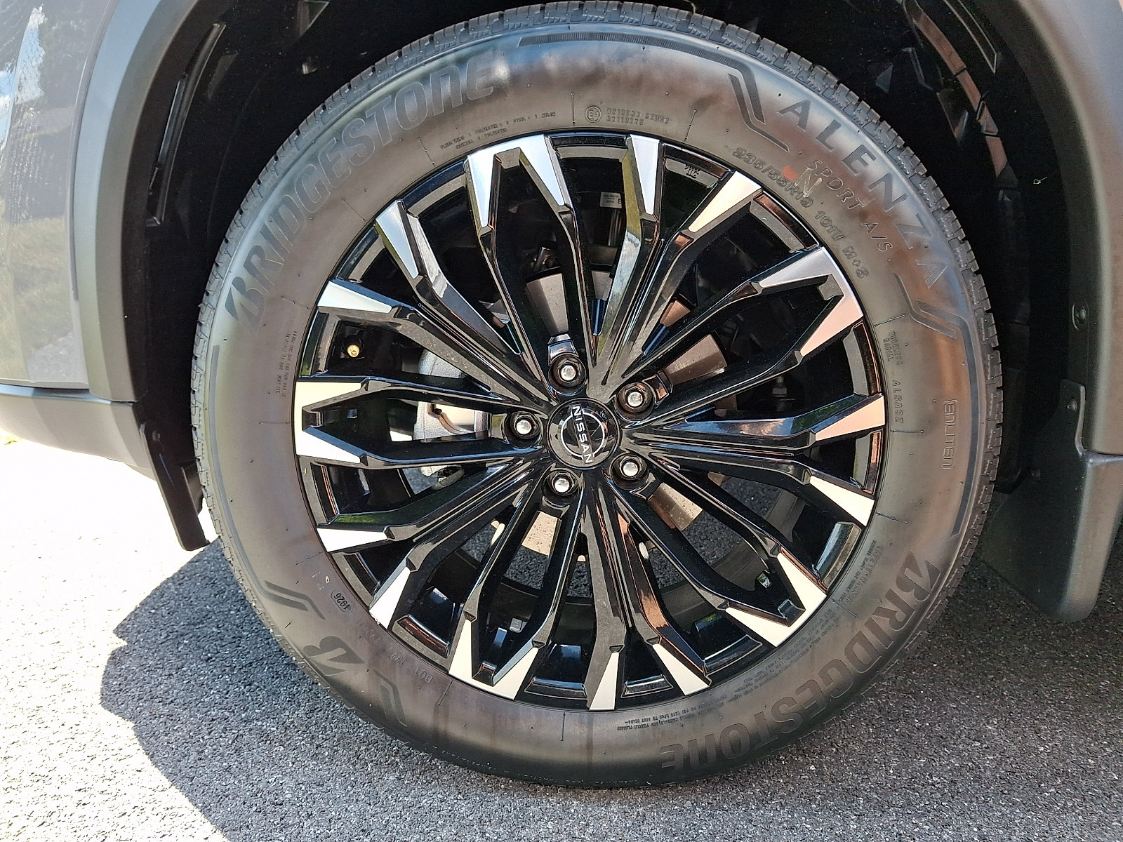 New 2026 Nissan Rogue Dark Armor AWD/4WD image 4