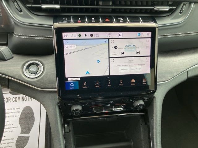 Certified 2022 Jeep Grand Cherokee L Limited AWD/4WD image 16