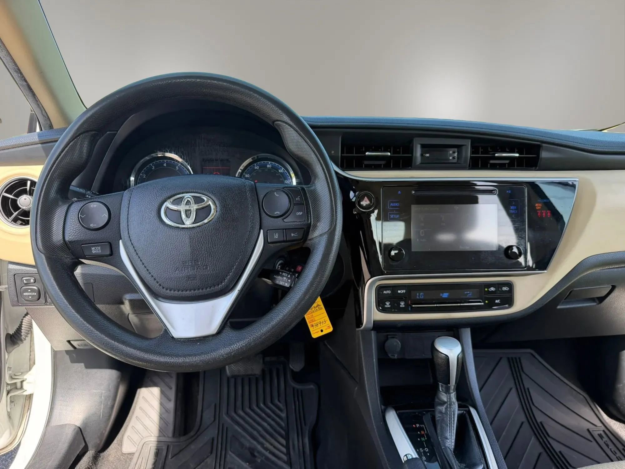 Used 2019 Toyota Corolla LE FWD image 9