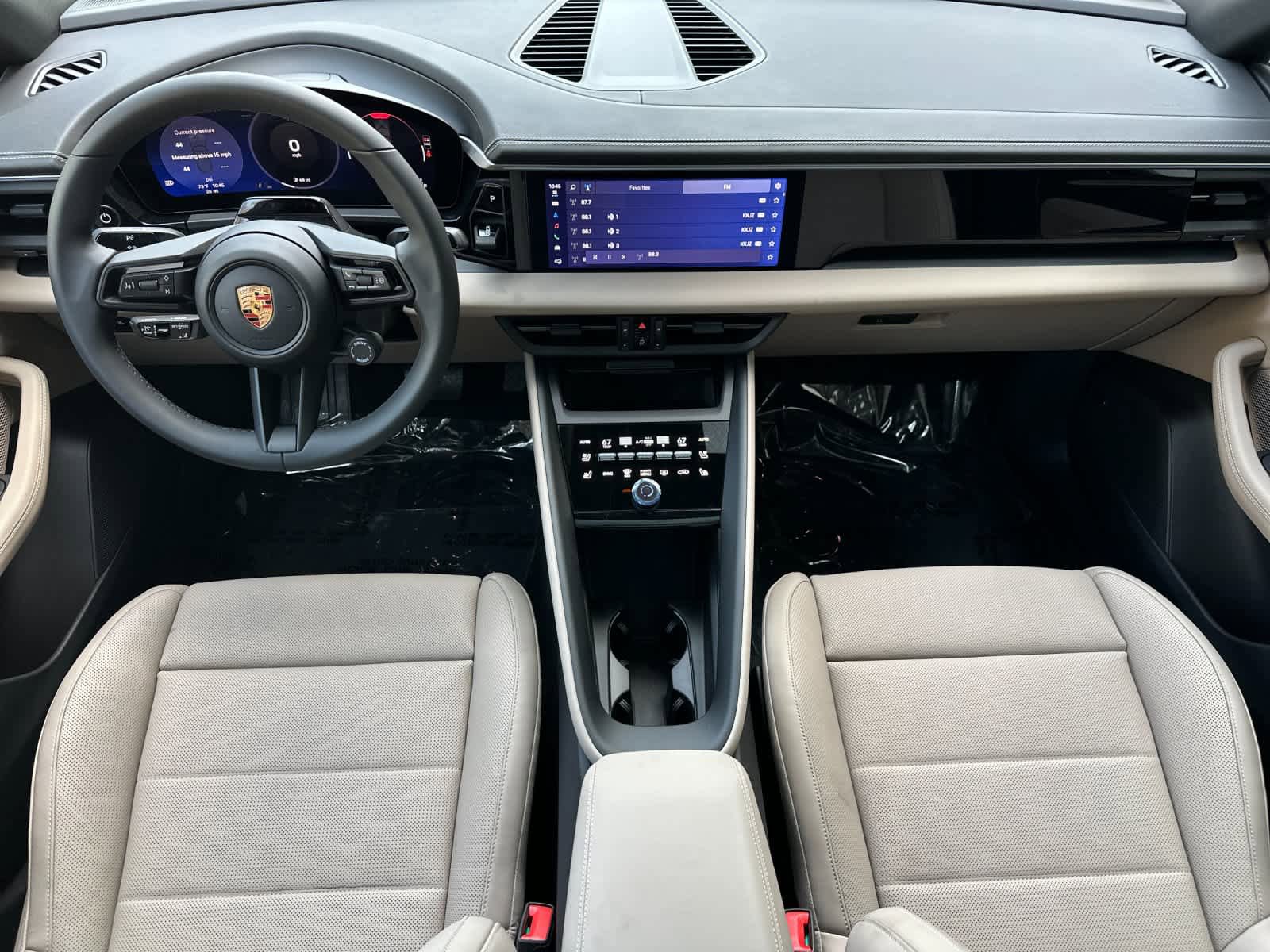 New 2026 Porsche Macan Electric RWD image 6