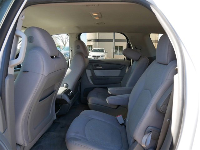 Used 2016 GMC Acadia SLE image 9