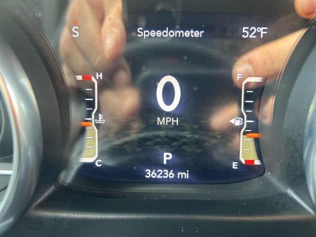 Used 2022 Jeep Gladiator Sport image 33