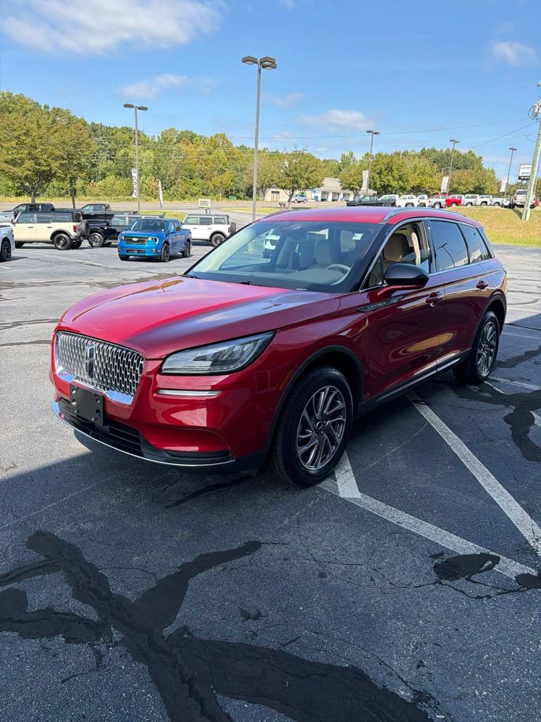 Used 2022 Lincoln Corsair AWD w/ Equipment Group 101A image 6