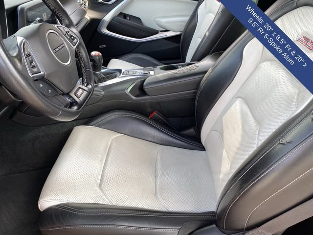 Used 2021 Chevrolet Camaro SS RWD image 19
