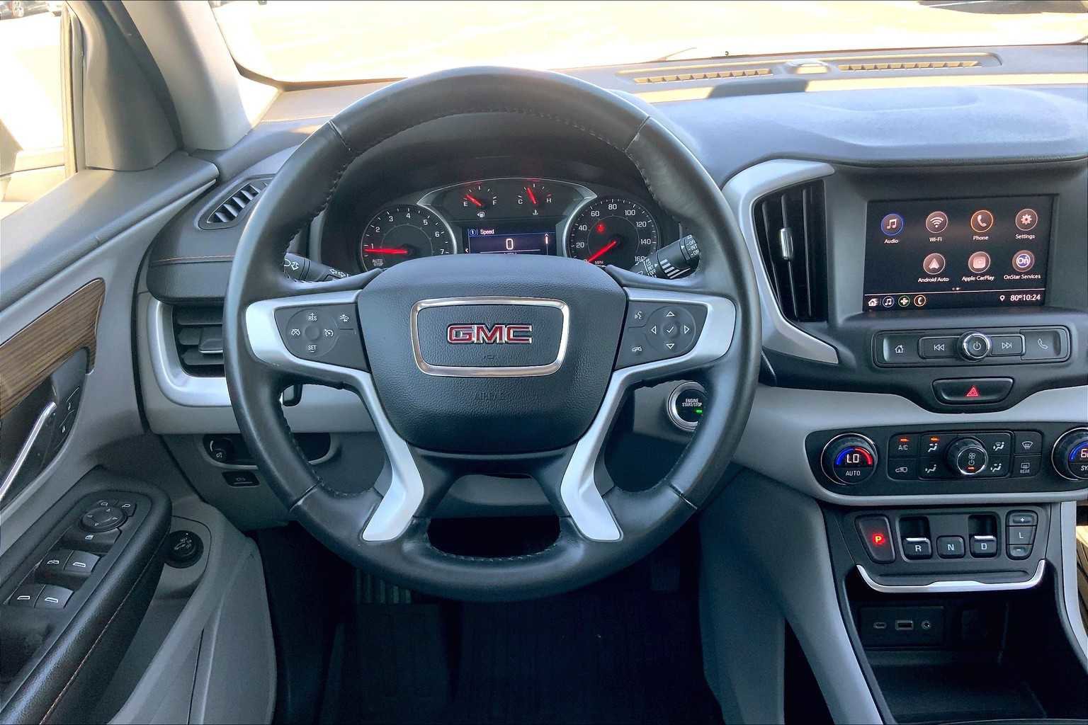 Used 2020 GMC Terrain SLE w/ Driver Convenience Package image 5