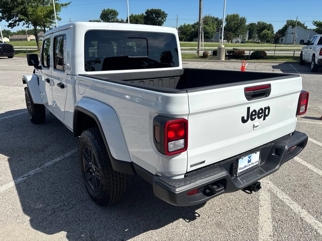 New 2026 Jeep Gladiator Sport AWD/4WD image 18