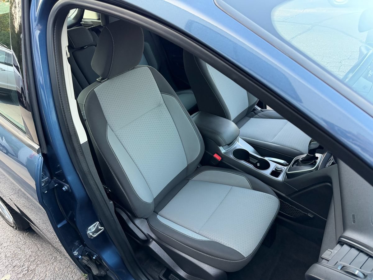 Used 2018 Ford C-MAX SE FWD image 29