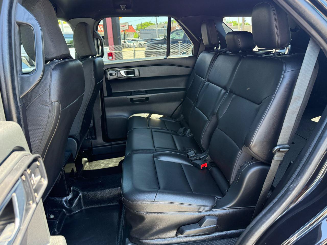 Used 2022 Ford Explorer 4WD Police Interceptor image 3