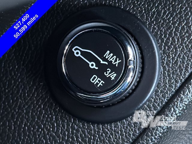 Used 2023 Chevrolet Traverse LT FWD image 32