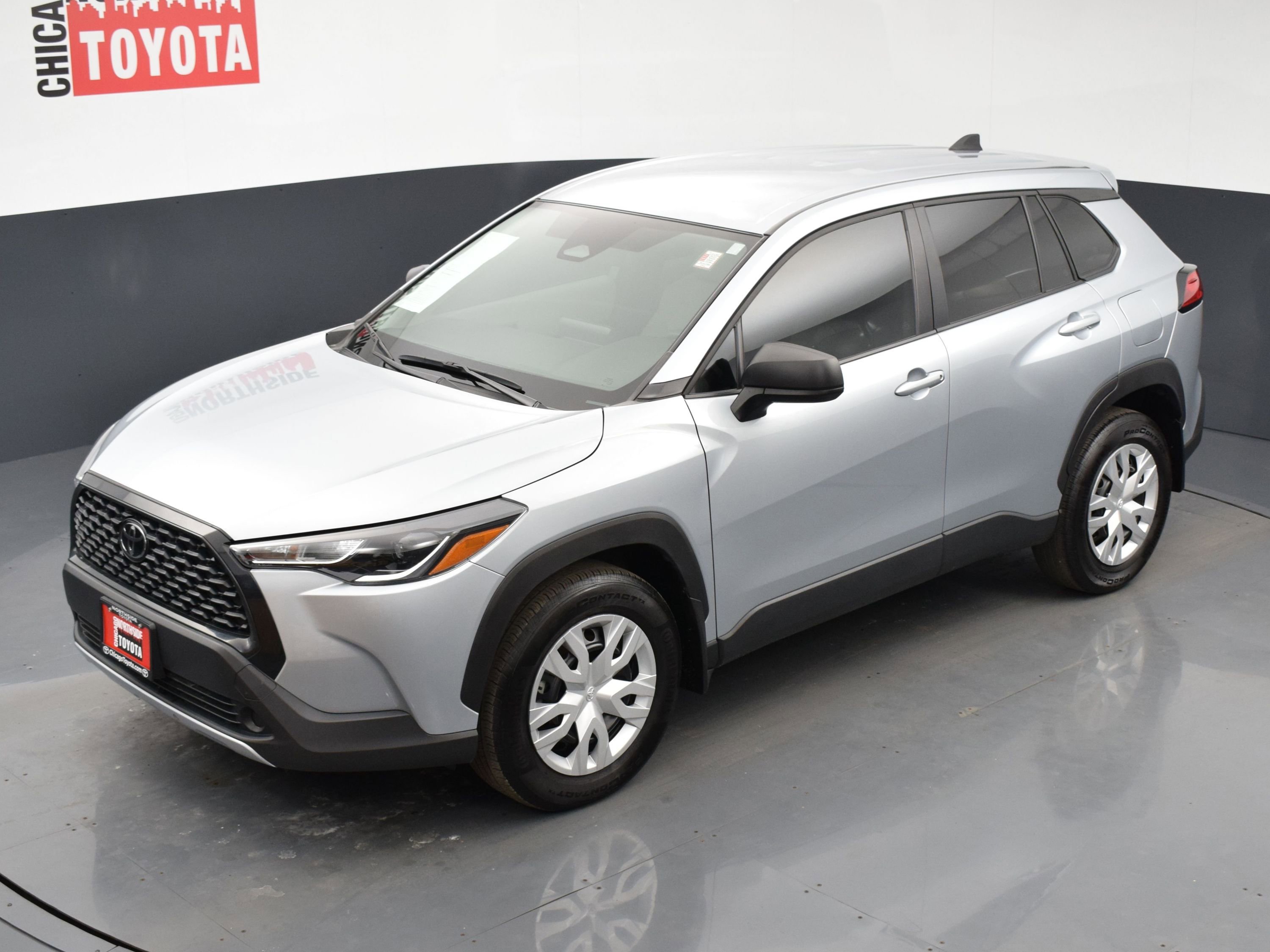 Used 2024 Toyota Corolla Cross L image 23