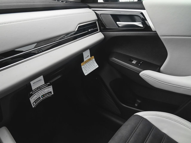 New 2025 Mitsubishi Outlander SE image 17
