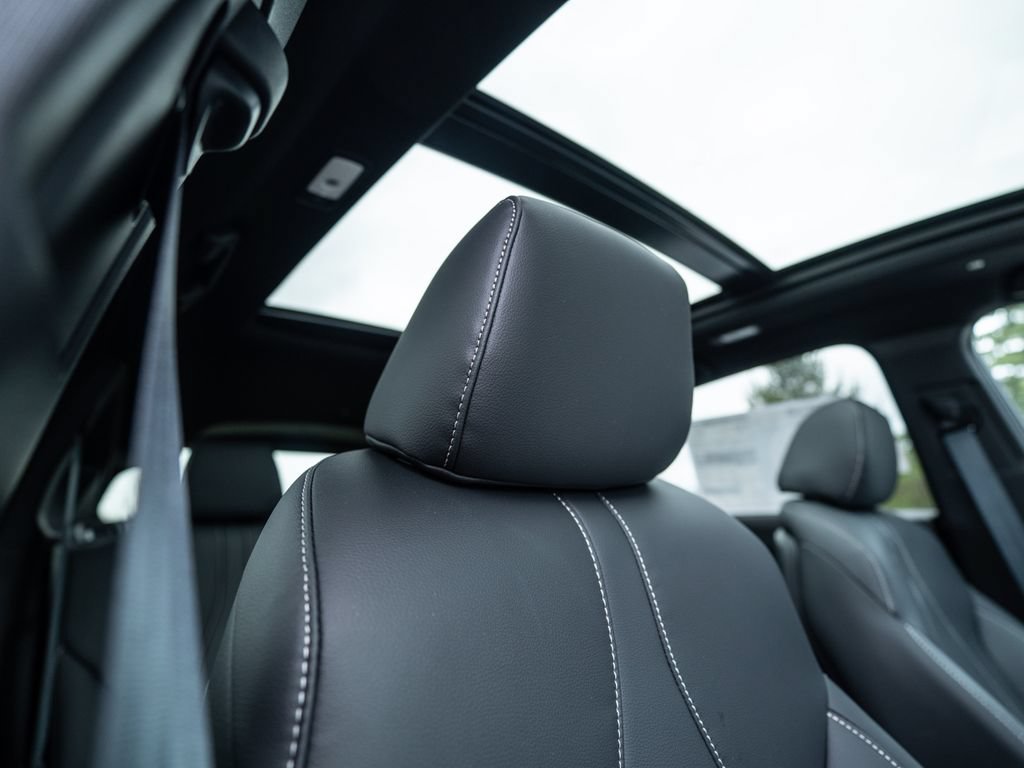 New 2026 Acura RDX SH-AWD image 18
