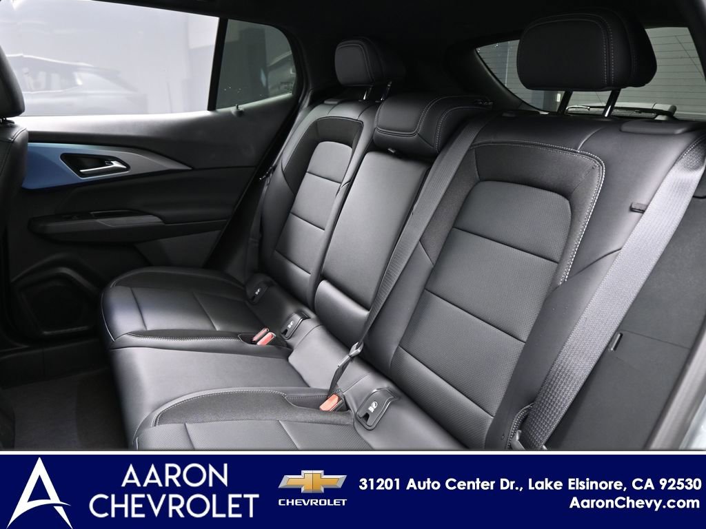 New 2026 Chevrolet Equinox EV LT image 12