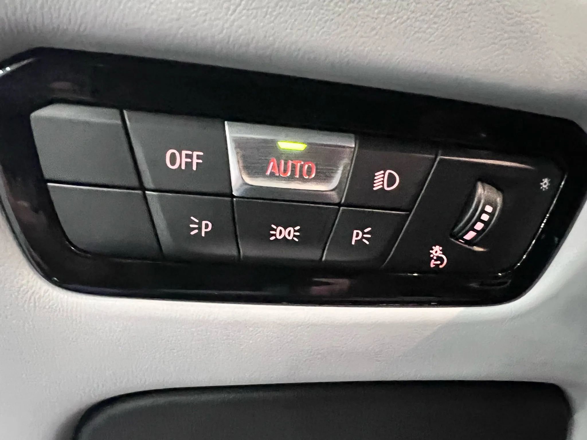 Used 2025 BMW M4 xDrive Competition image 26