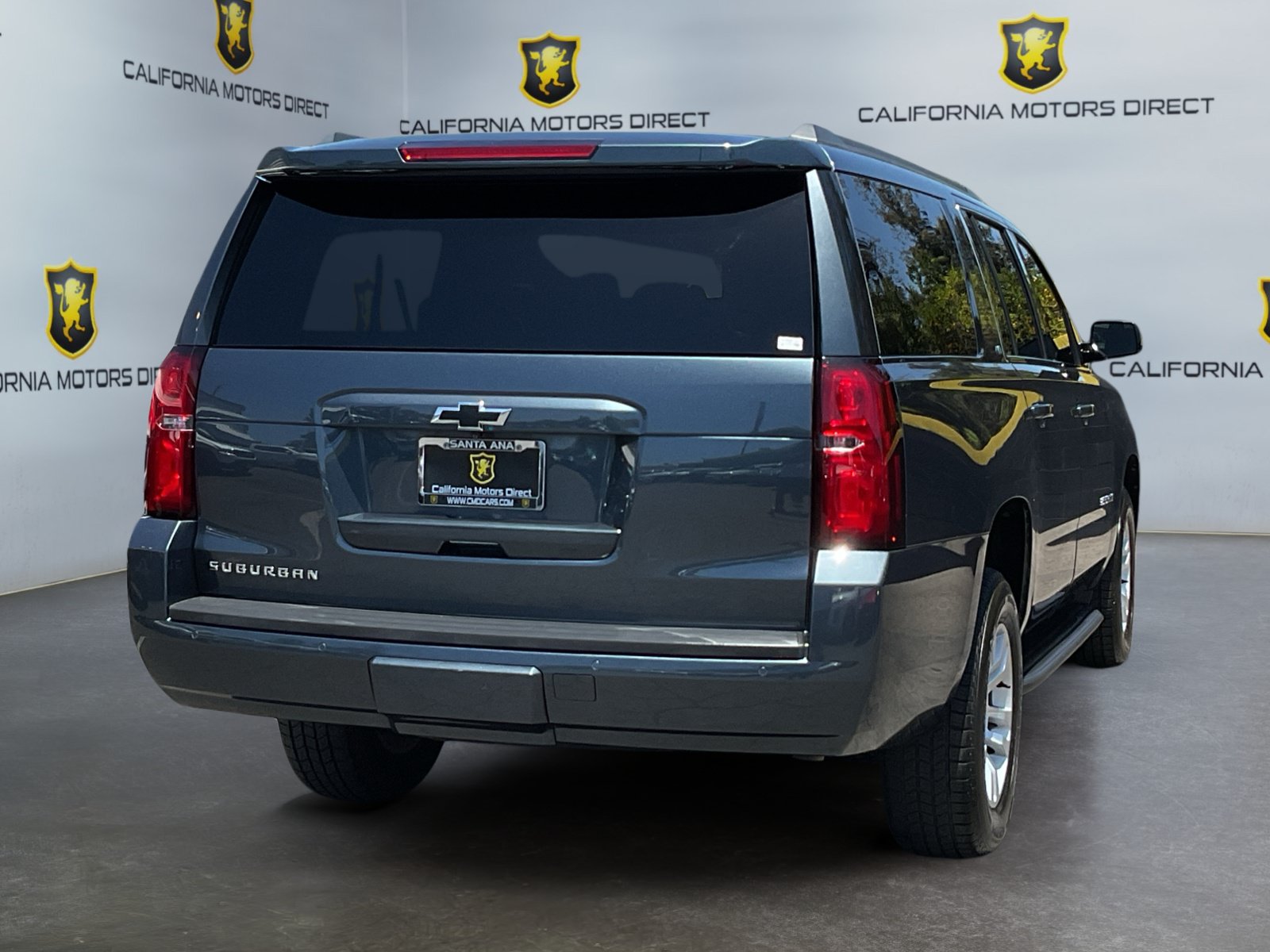 Used 2020 Chevrolet Suburban LT RWD image 5