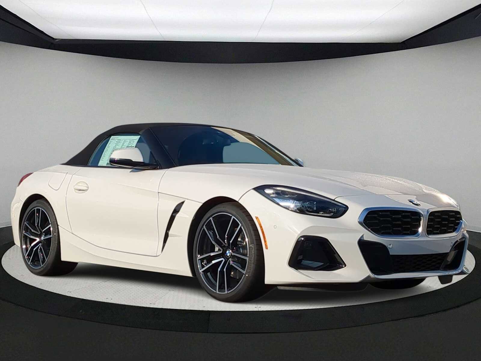 New 2026 BMW Z4 sDrive30i image 2