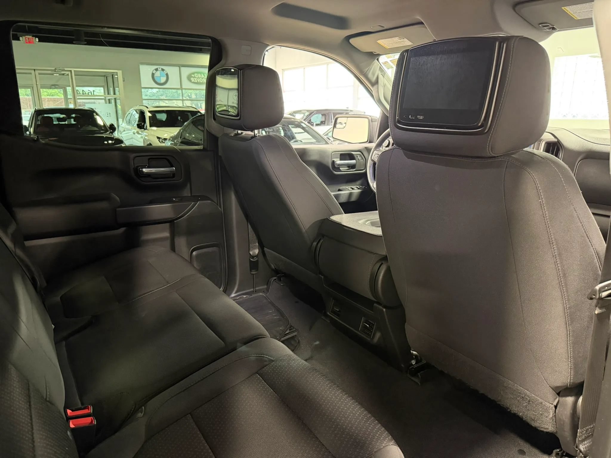 Used 2021 Chevrolet Silverado 1500 Custom Trail Boss AWD/4WD image 19