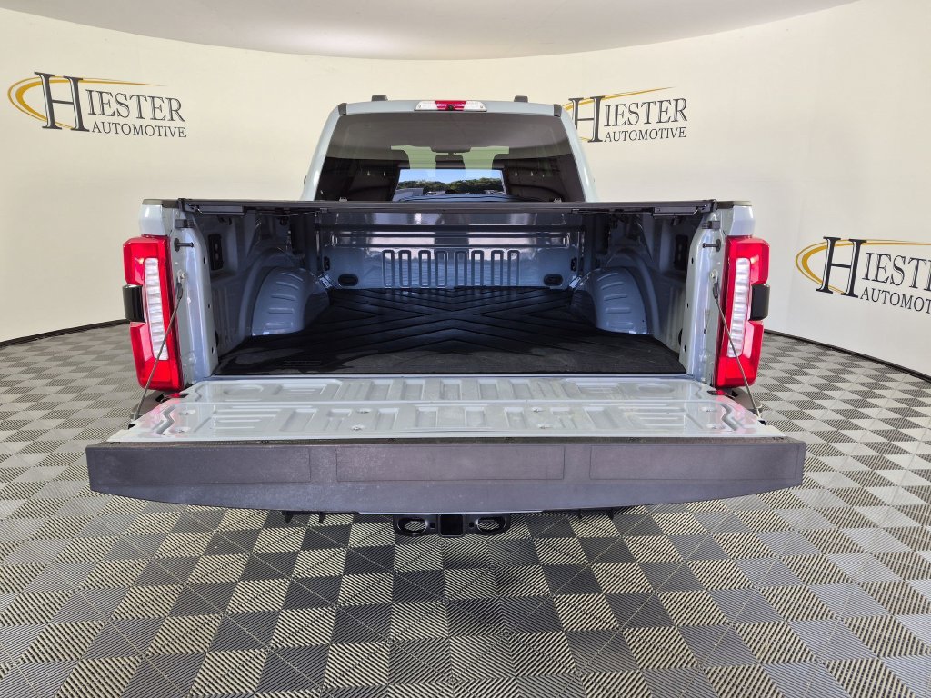 Used 2026 Ford F250 Lariat w/ FX4 Off-Road Package AWD/4WD image 32