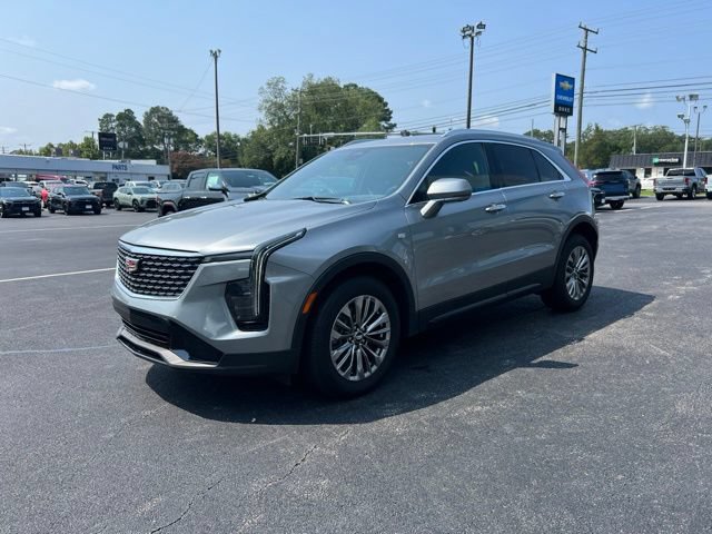 Used 2025 Cadillac XT4 Premium Luxury FWD image 19