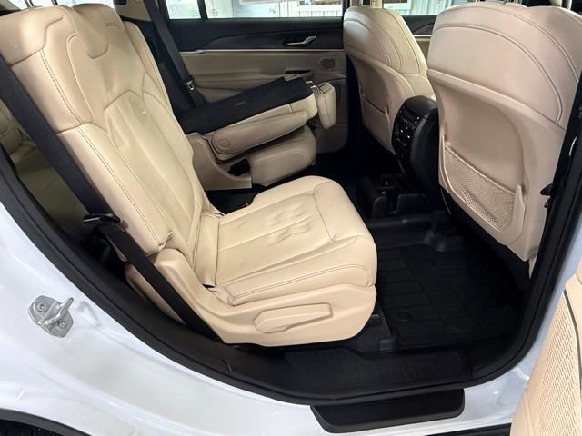 Used 2022 Jeep Grand Cherokee L Limited image 23