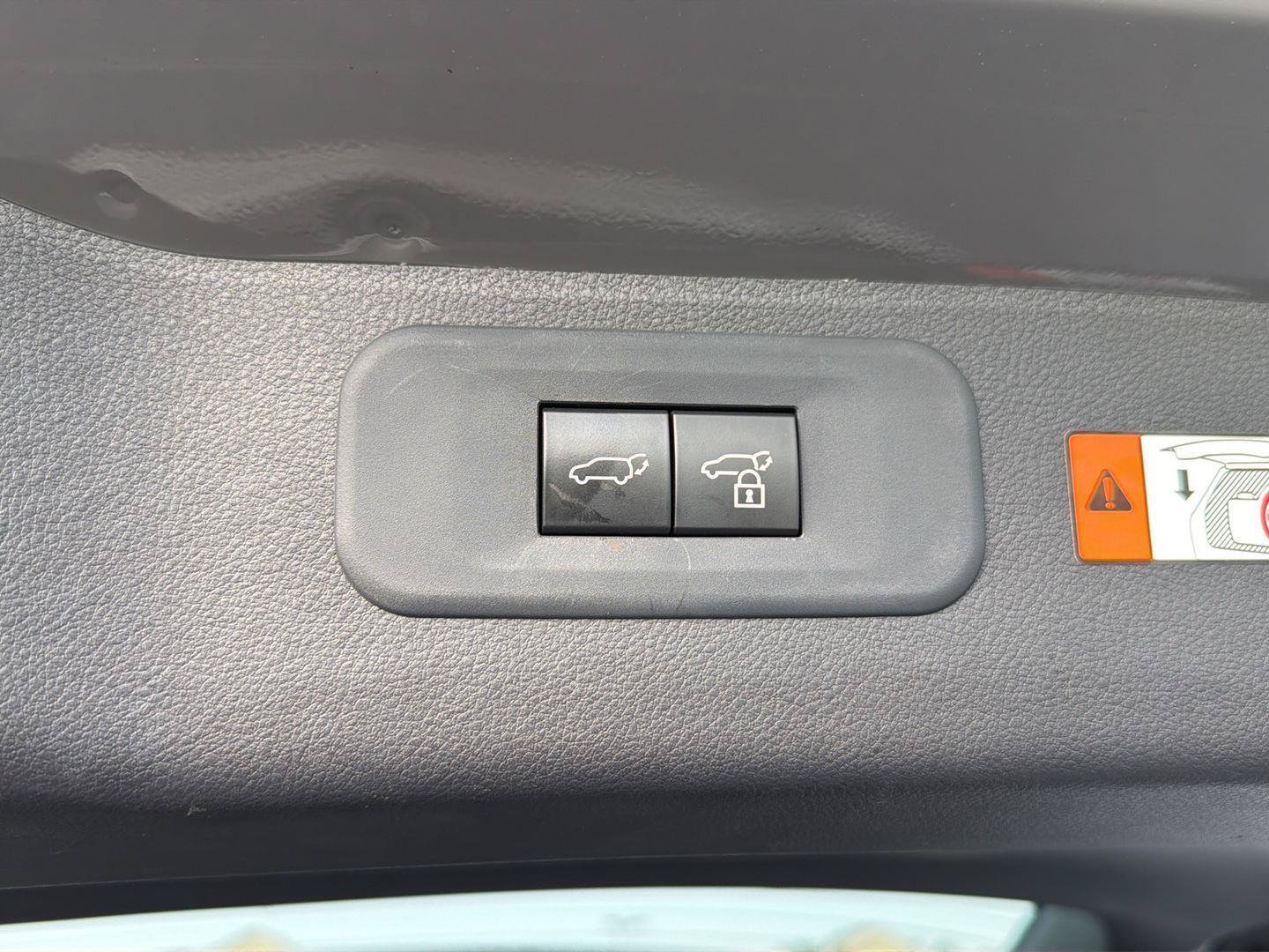 Certified 2025 Lexus TX 500h AWD w/ Technology Package image 37