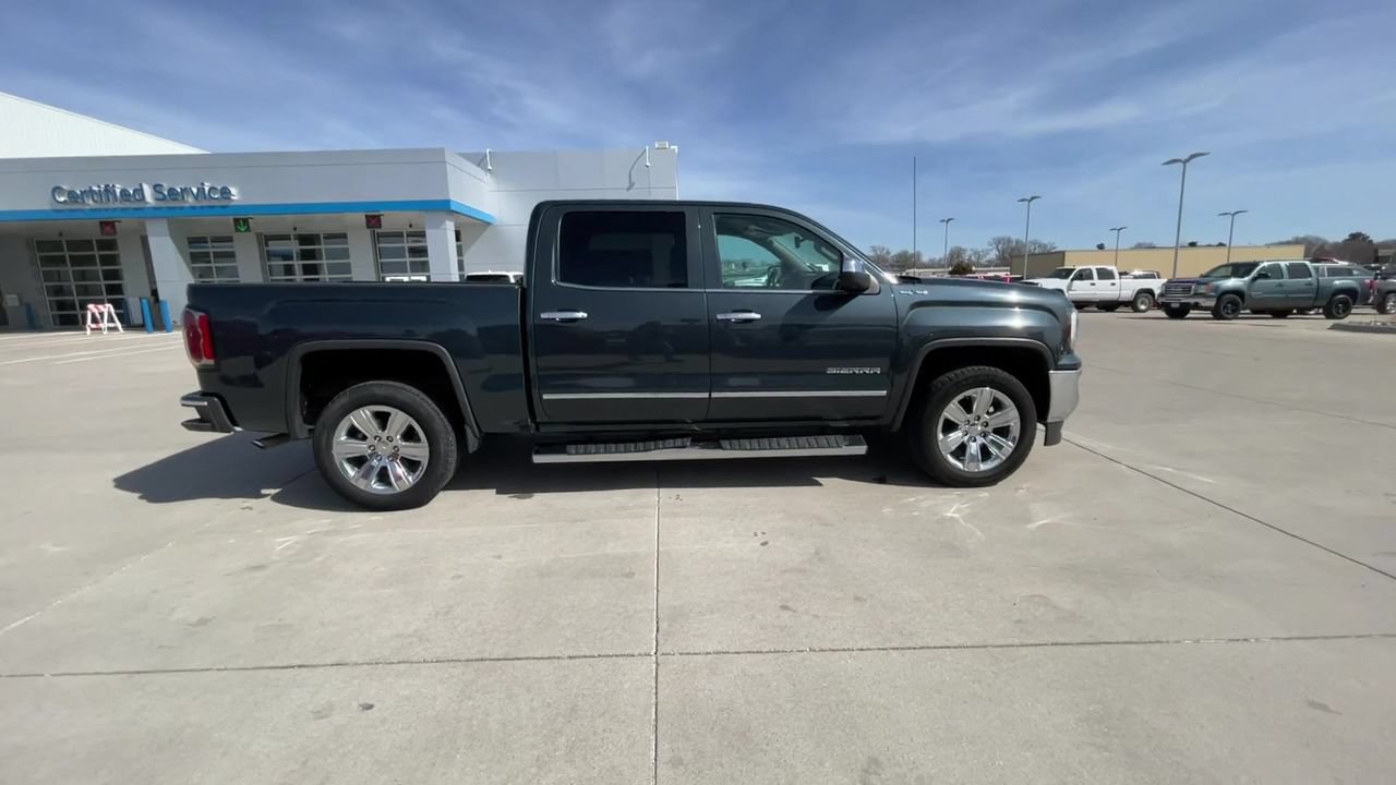 Used 2017 GMC Sierra 1500 SLT AWD/4WD image 9