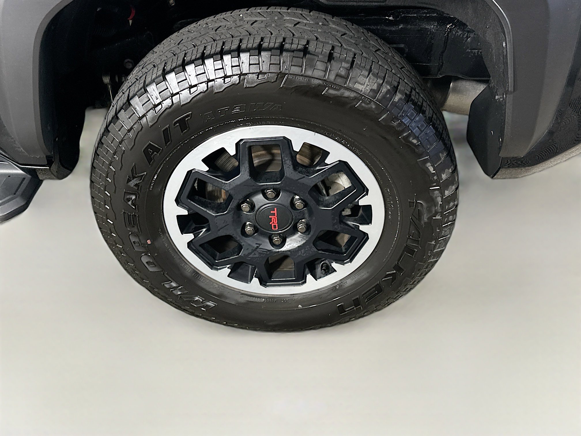 Used 2025 Toyota 4Runner TRD Off-Road image 11