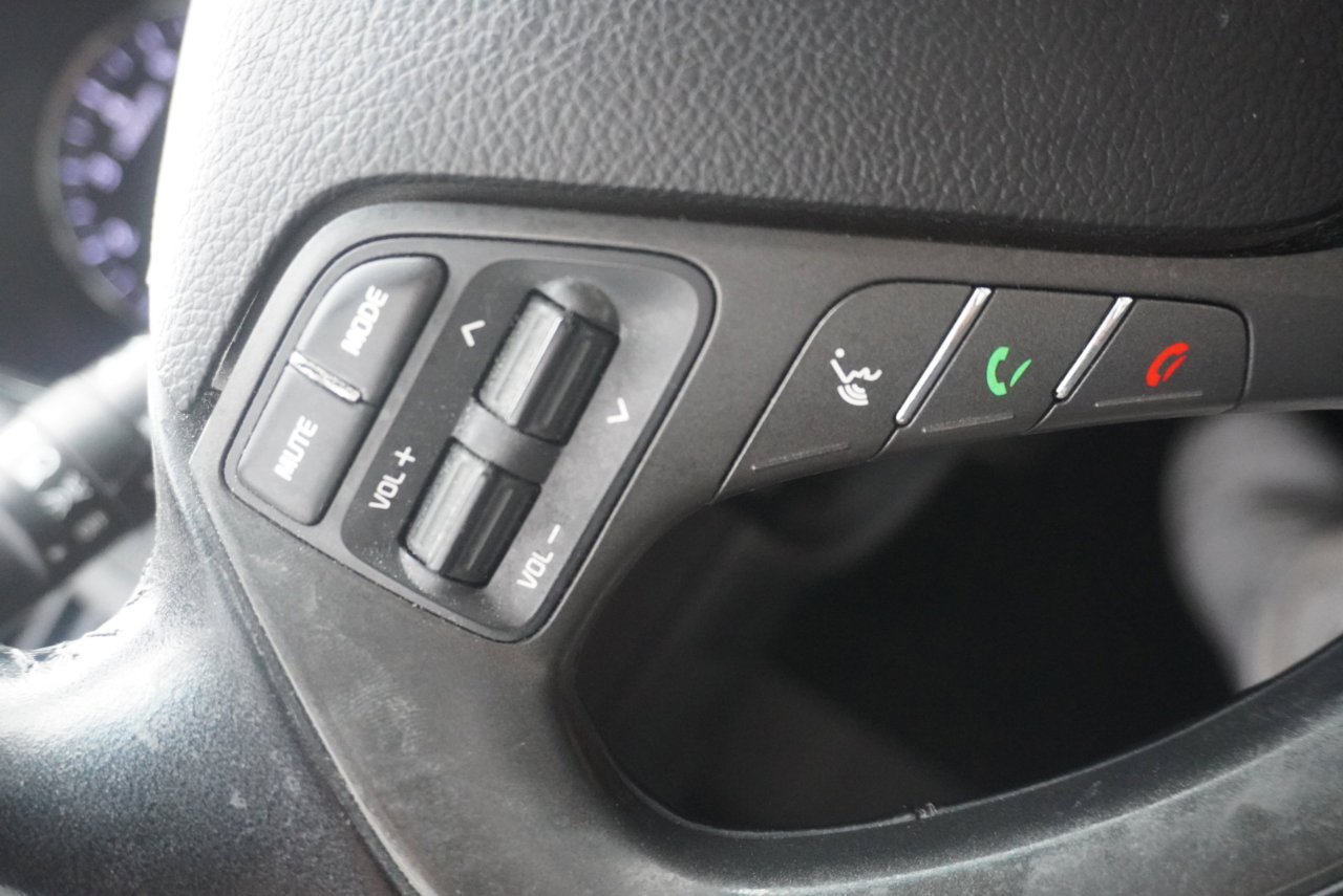 Used 2014 Kia Forte EX image 28