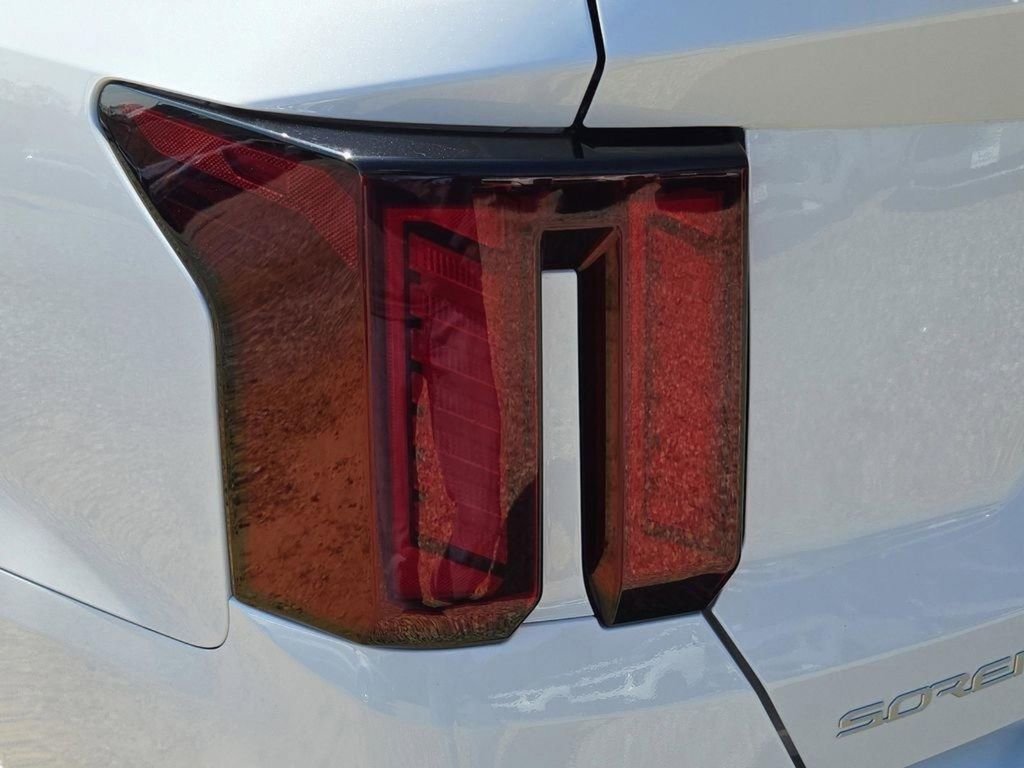New 2026 Kia Sorento LX image 11