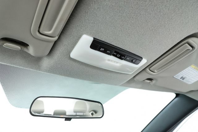 Used 2018 Nissan Kicks S FWD image 29