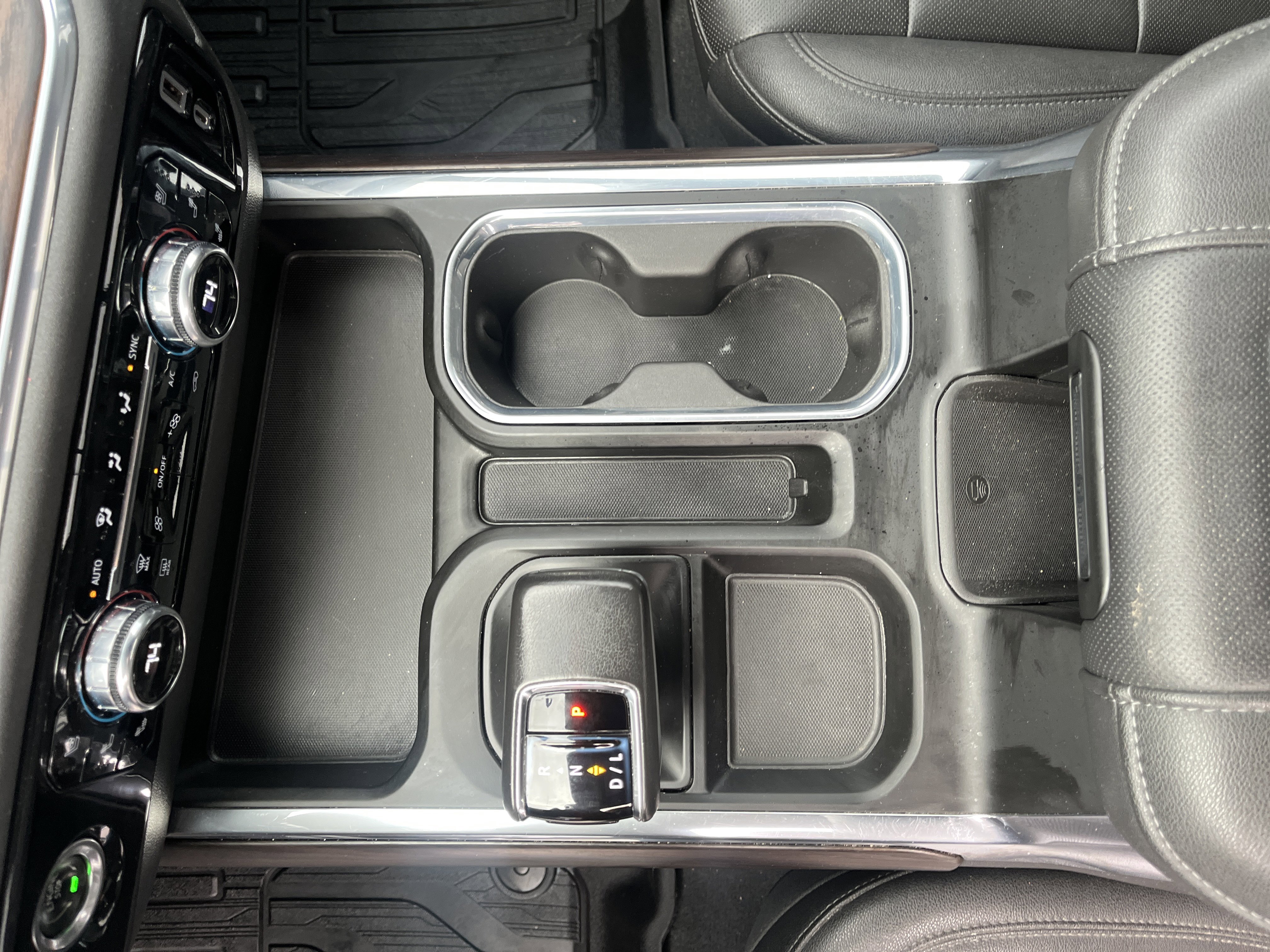 Certified 2022 GMC Sierra 1500 SLT image 8