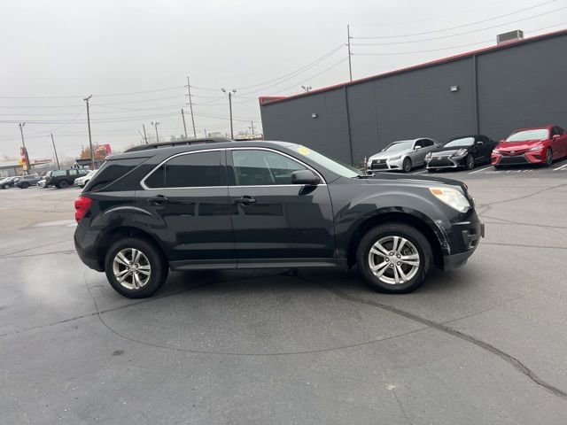 Used 2011 Chevrolet Equinox LT w/ Driver Convenience Package image 4