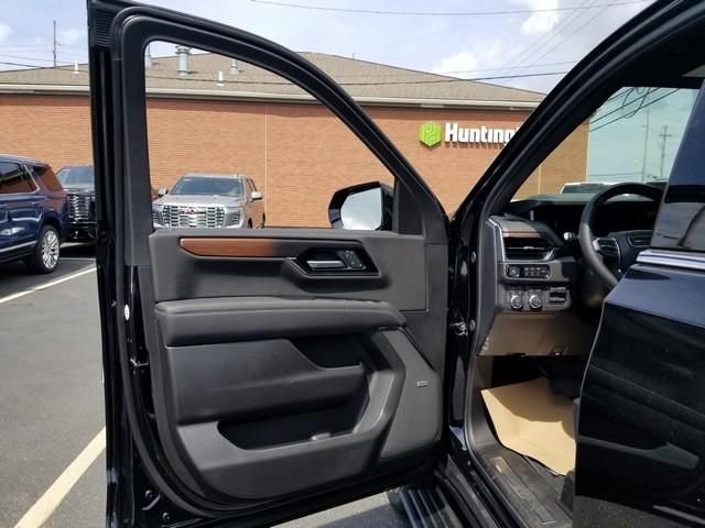 New 2026 GMC Yukon Denali AWD/4WD image 6