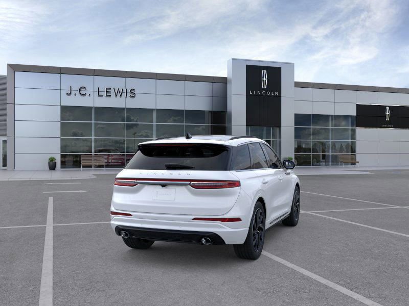 New 2025 Lincoln Corsair Grand Touring image 8