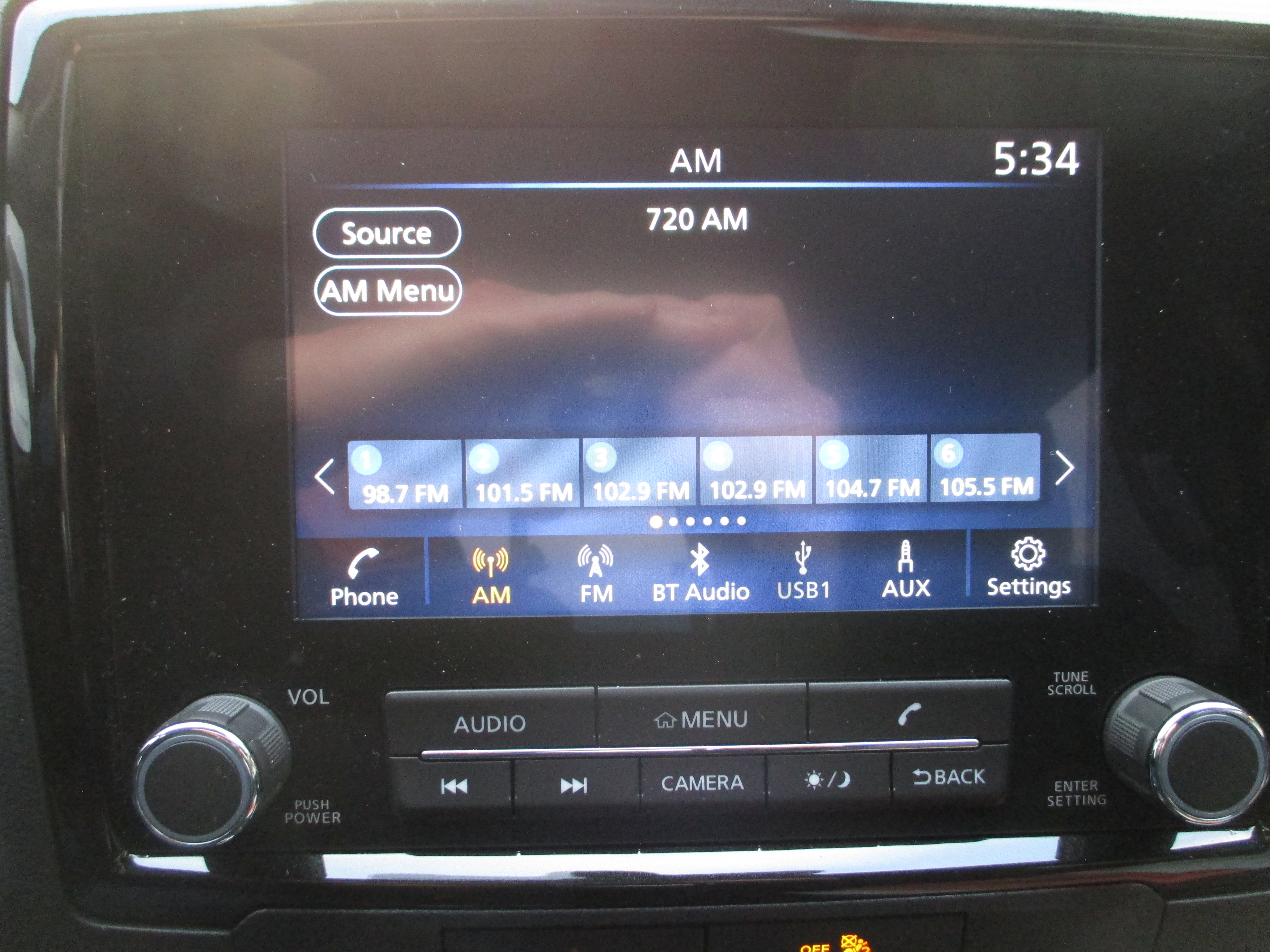 Used 2022 Nissan Frontier SV w/ Technology Package image 16