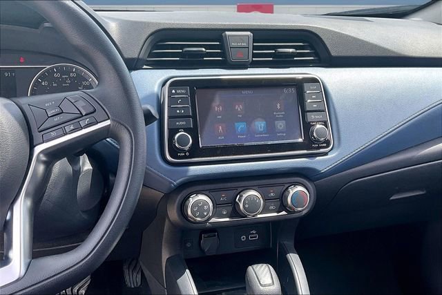 New 2025 Nissan Versa SV w/ Trunk Package FWD image 11