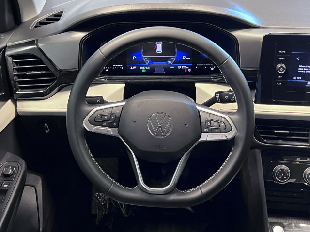 Certified 2025 Volkswagen Taos S FWD image 19