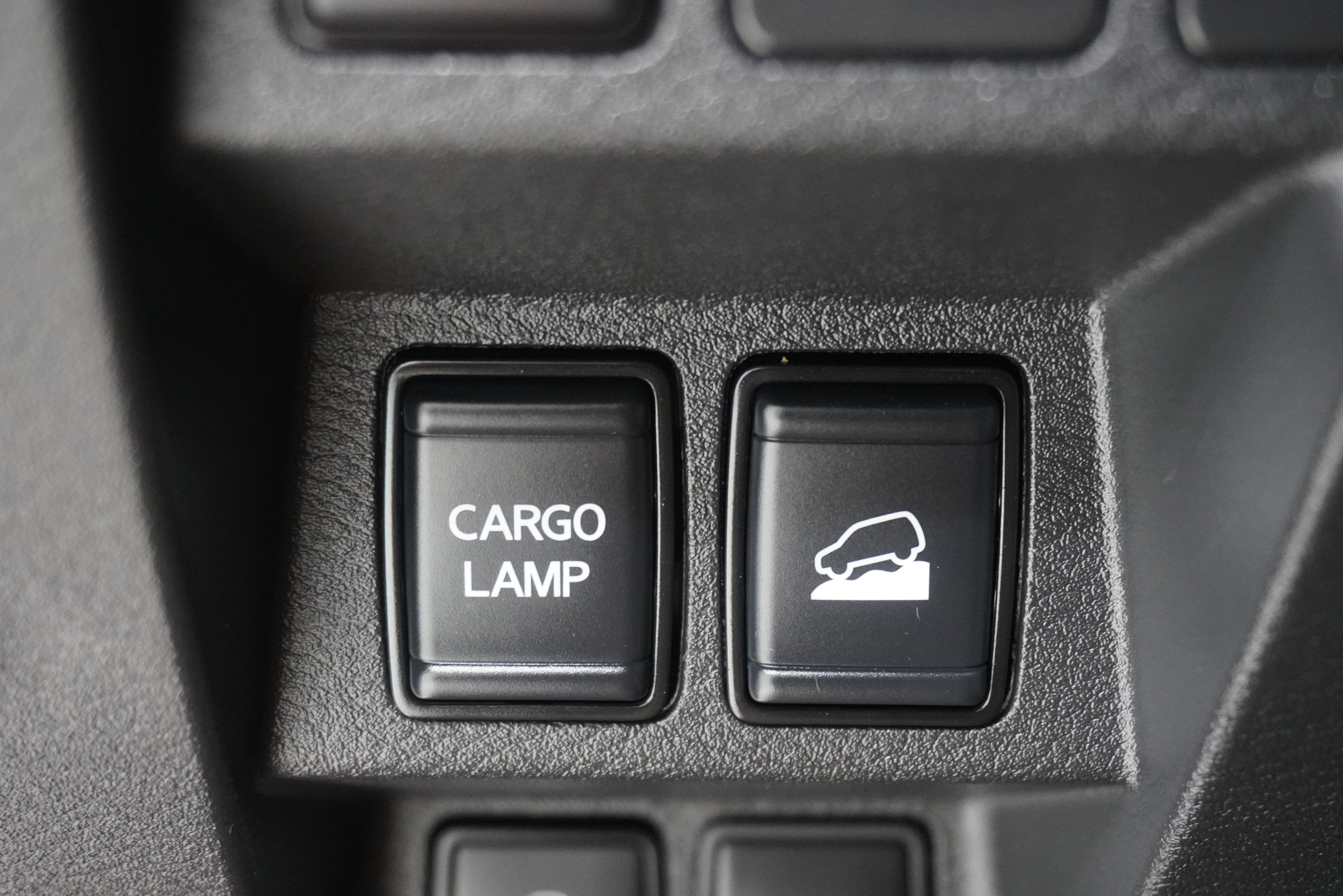 Used 2025 Nissan Frontier PRO-4X w/ Tow Package AWD/4WD image 20