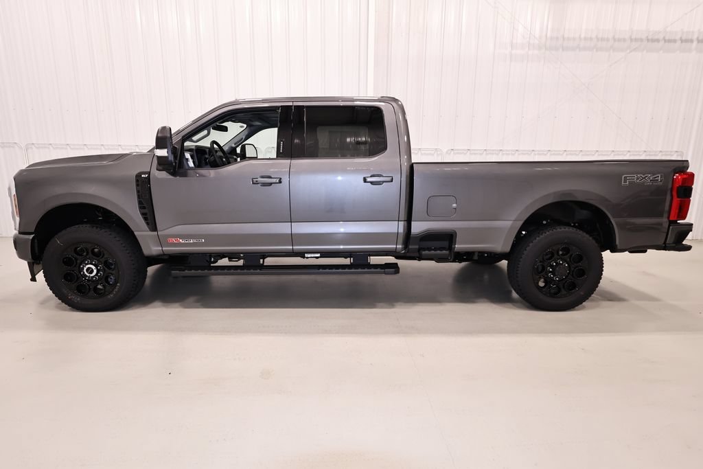 New 2027 Ford F350 XLT w/ XLT Premium Package AWD/4WD image 6