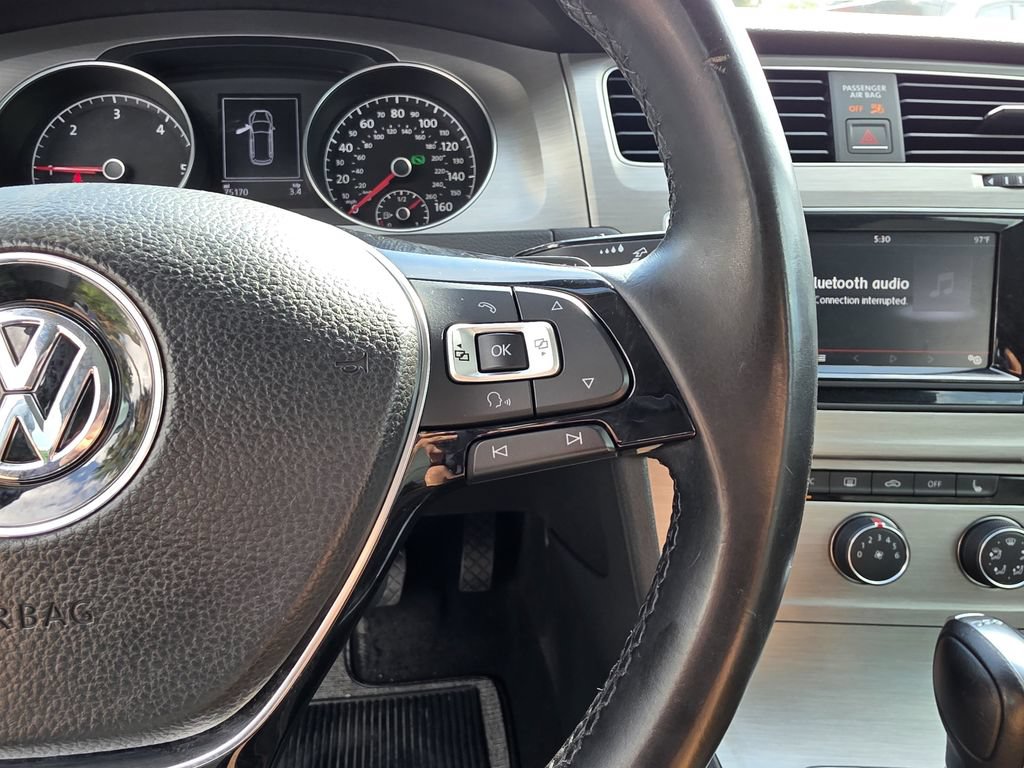 Used 2015 Volkswagen Golf TDI SE FWD image 26