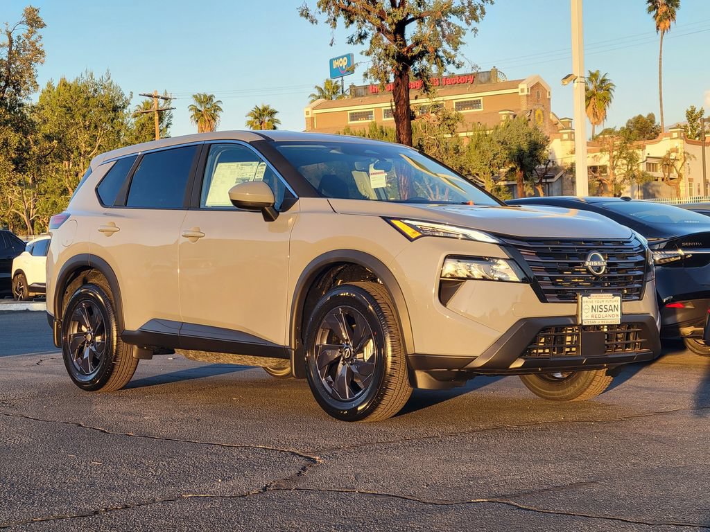 New 2026 Nissan Rogue SV FWD image 4