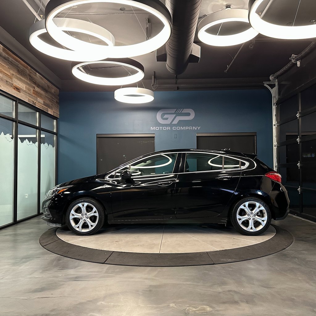 Used 2017 Chevrolet Cruze Premier image 6