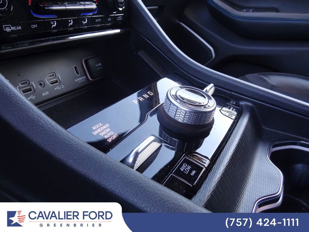 Used 2024 Jeep Grand Cherokee Trailhawk w/ Advanced Protech Group II image 9