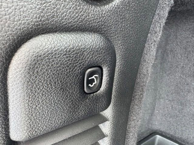 Used 2021 Dodge Durango R/T w/ Blacktop Package RWD image 29