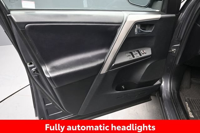 Certified 2018 Toyota RAV4 XLE w/ Plus Extra Value Package AWD/4WD image 13