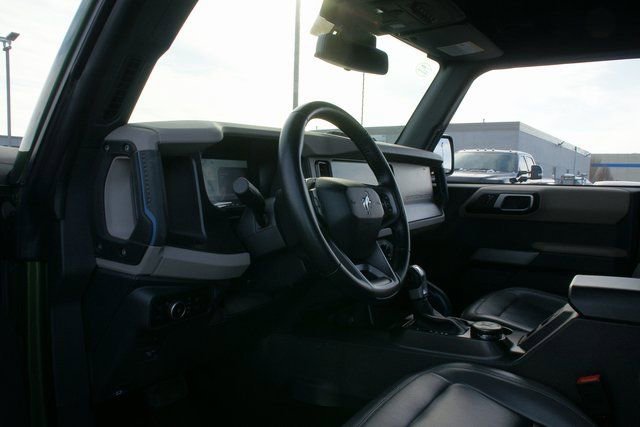 Used 2023 Ford Bronco Wildtrak image 14